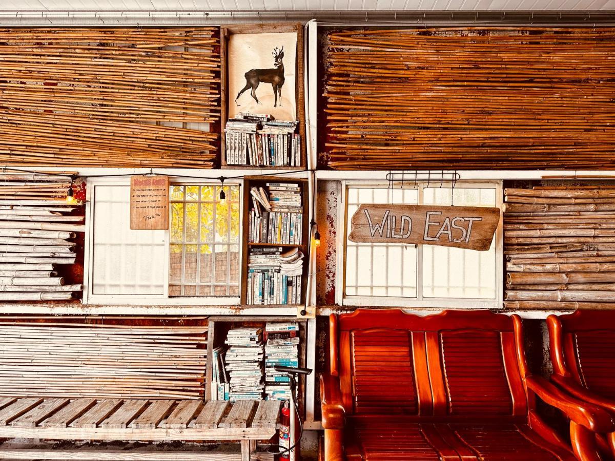 Wild East Country House Manzhou エクステリア 写真